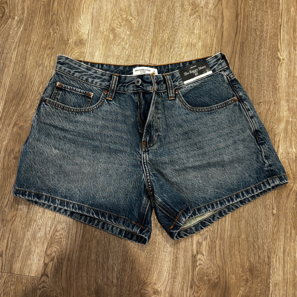 Abercrombie & Fitch Curve Love Low Rise Baggy Short